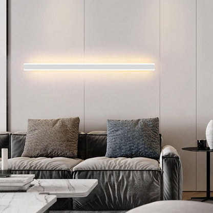 LumiStrand | Sleek Vertical Light