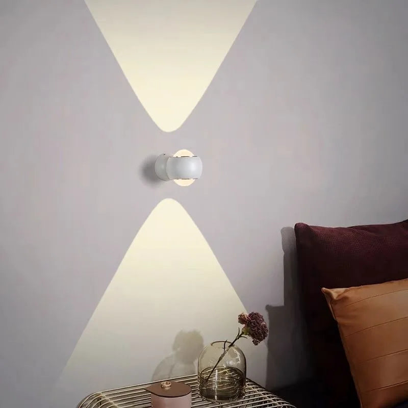 SpinLight | Roterbar Væglampe