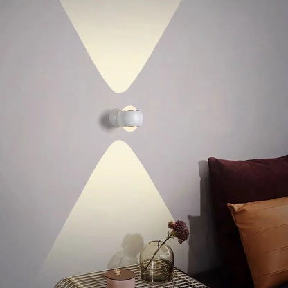 SpinLight | Roterbar Væglampe