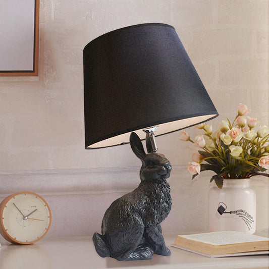 NoirHare | Minimalistisk Kanin Bordlampe