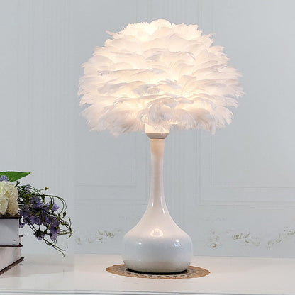 FeatherLuxe | Blød Glød Bordlampe