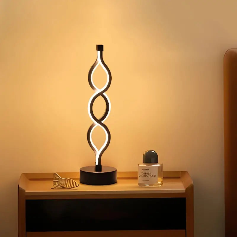 LuminaShade™ | Kreativ & Elegant Spiral Bordlampe