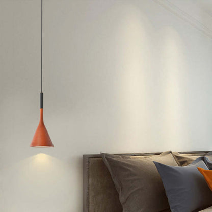 Trilight | Stilfuld Trekantet Loftlampe