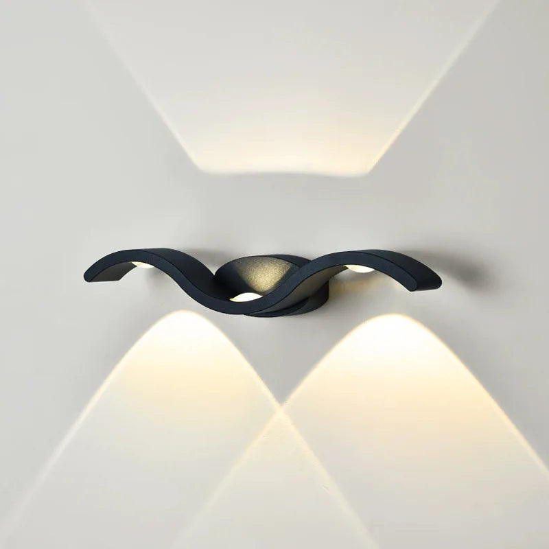 AlloyGlow | Moderne LED Væglampe med Slankt Design