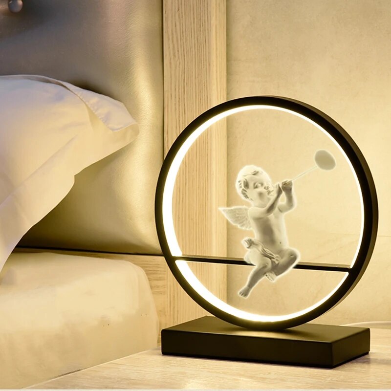AngelAura | Elegant Engel Bordlampe