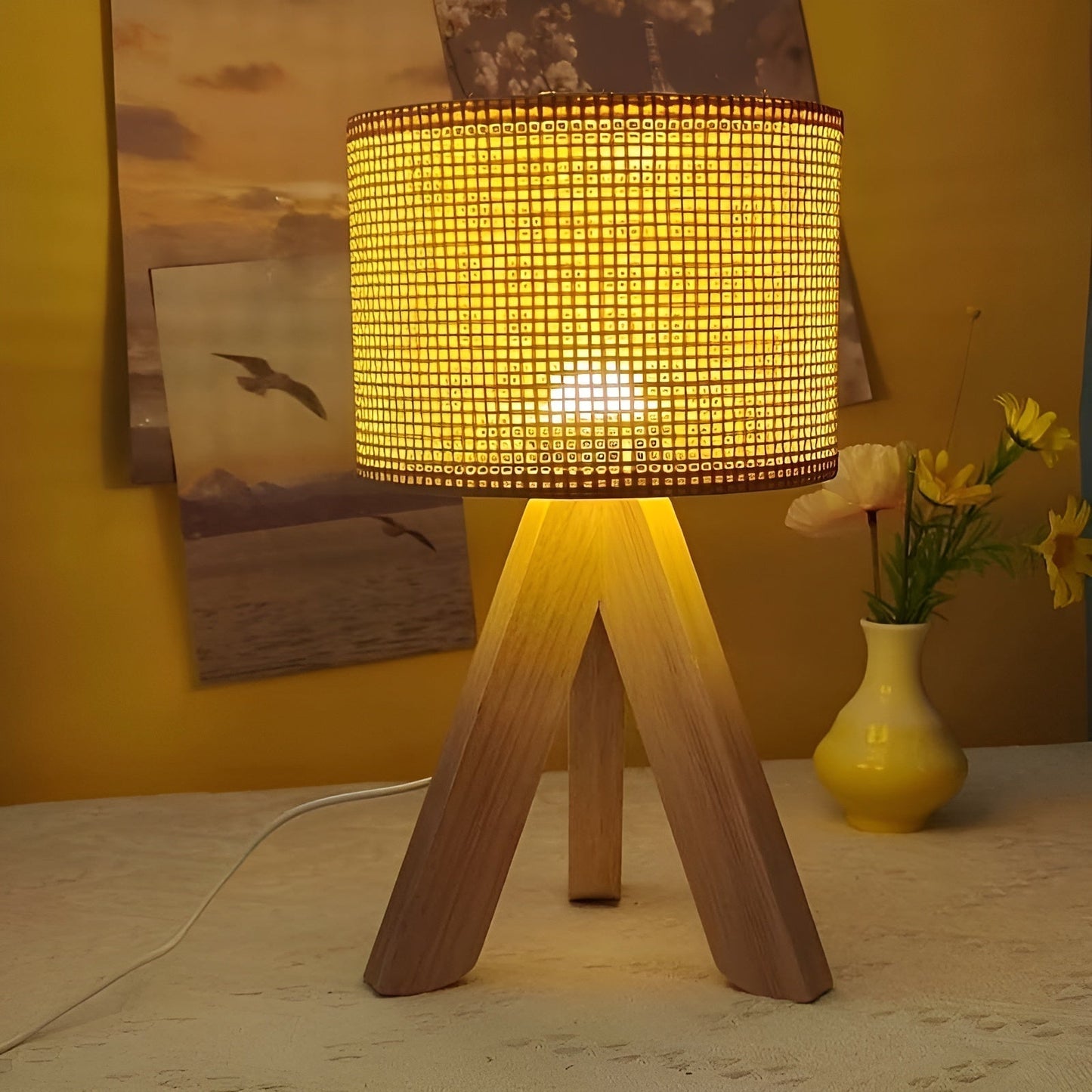 ArtisanBeam | Unik Tripod Design Lampe