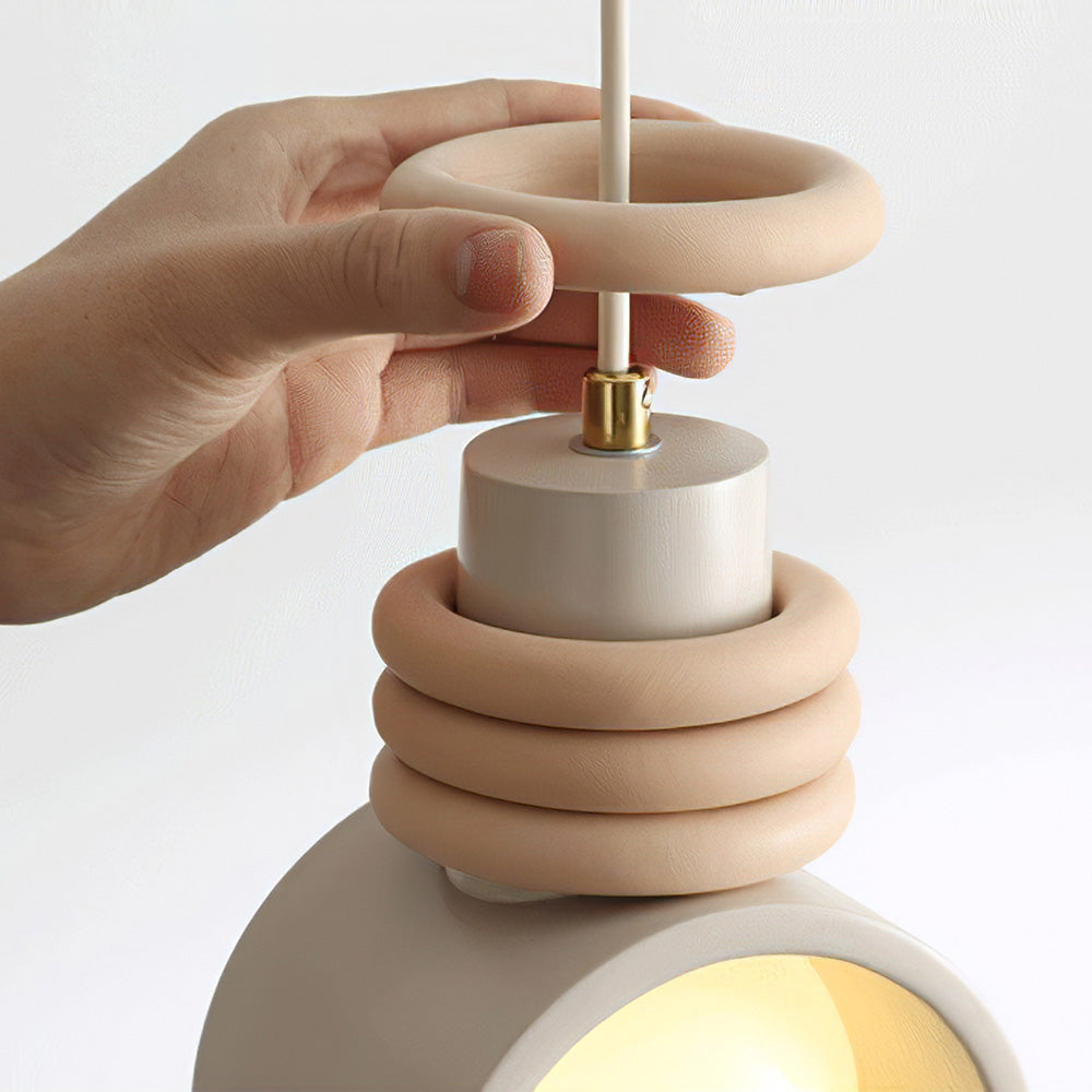 ArtsyGlow | Stilfuld Kunstnerisk Loftlampe