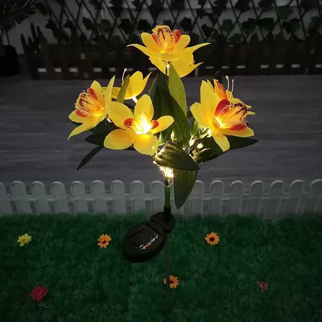 BloomAura | Fortryllende Blomster Lampe