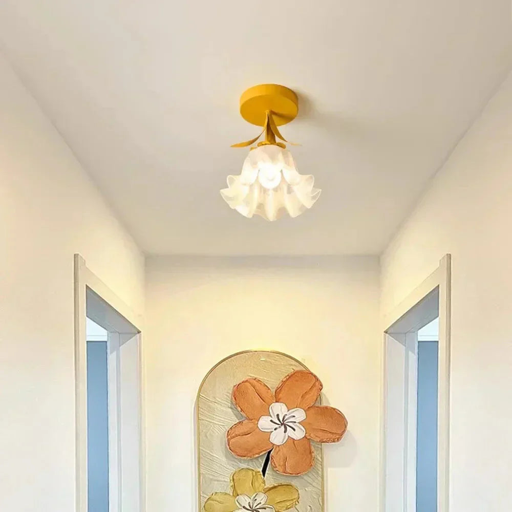 BlossomMist | Blomsterglød til Moderne Hjem