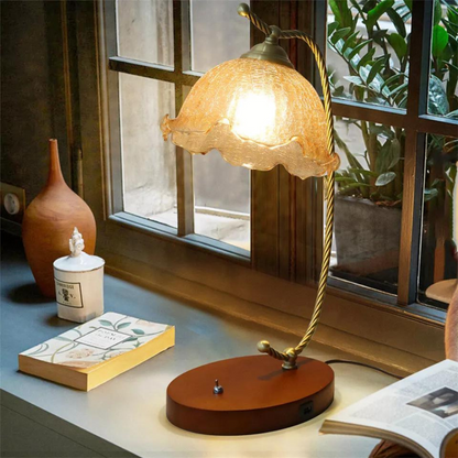 BohoBliss | Stilfuldt Buet Vintage Lampe