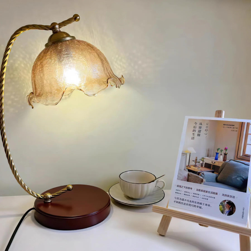 BohoBliss | Stilfuldt Buet Vintage Lampe