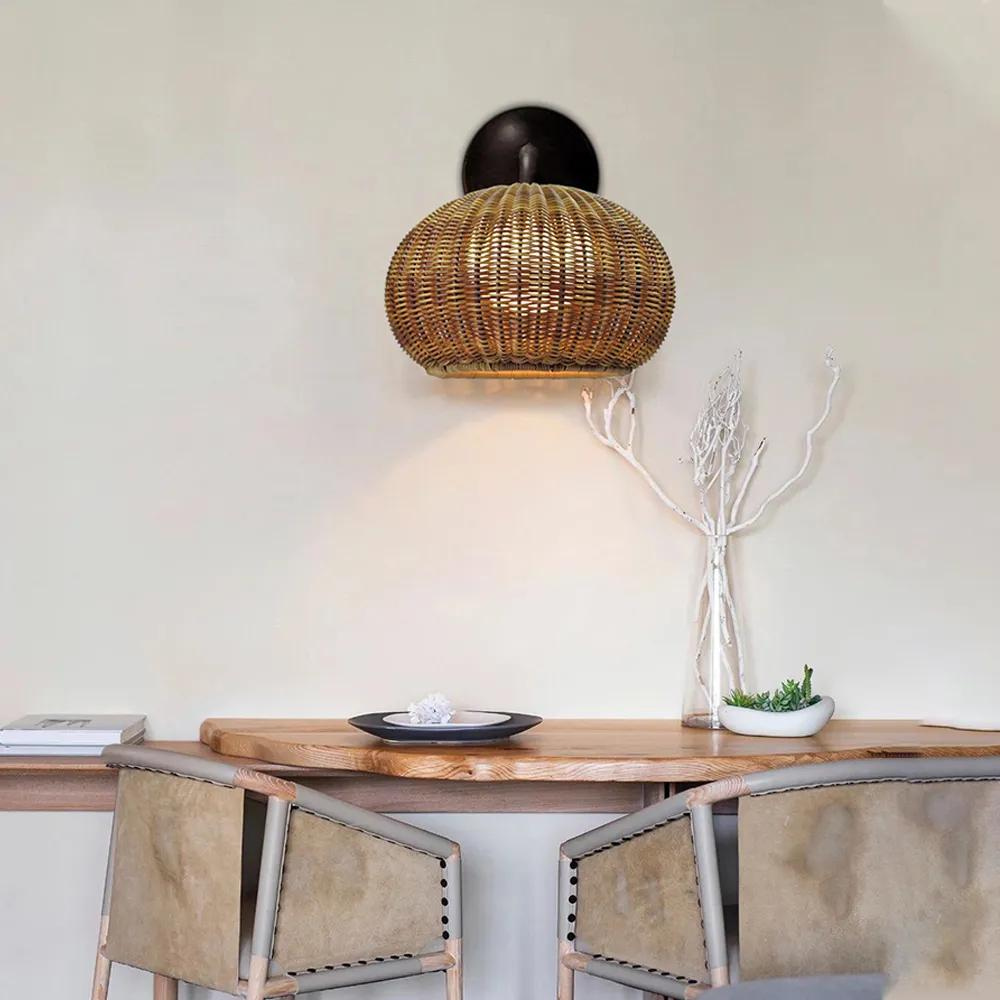 BraidBright | Elegant Rattan Væglampe