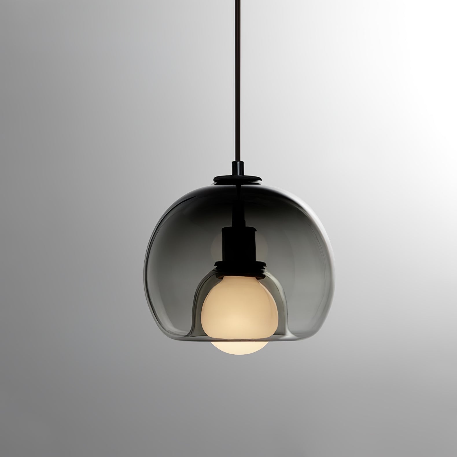 BrightElegance | Enkel og Raffineret Loftlampe