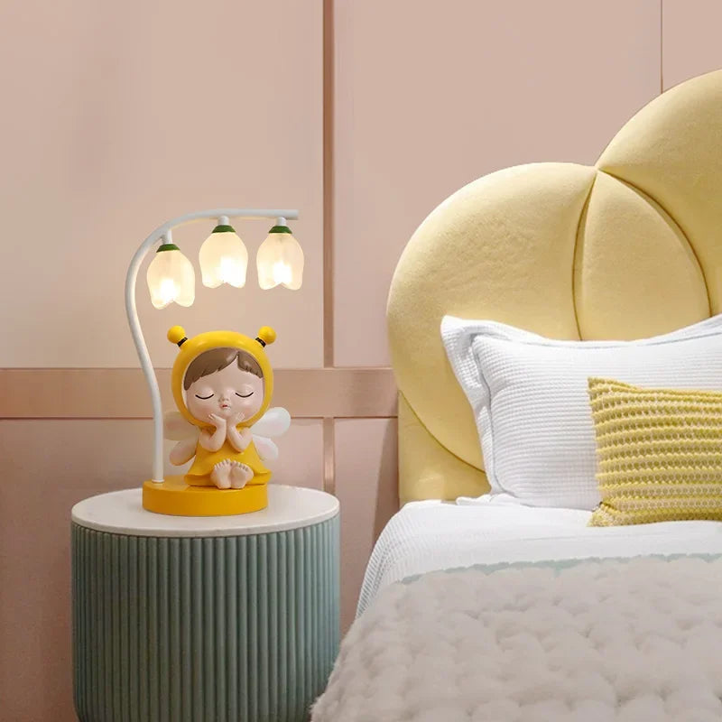 BuzzLight | Whimsical Bee Bordlampe