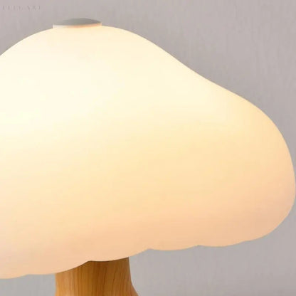 ShroomGlow | Genopladelig Trådløs Bordlampe til Hjemmet