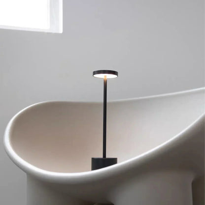LuxoraGlow™ | Luksus og Moderne Genopladelig Lampe