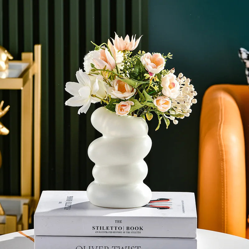 ClassicCurve | Chic Europæisk Stil & Sofistikeret Blomsterkrukke