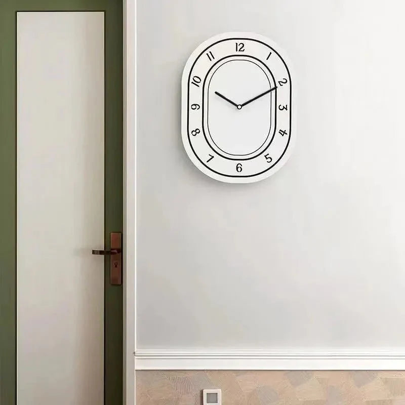 CurvaClock | Minimalistisk Elliptisk Vægur