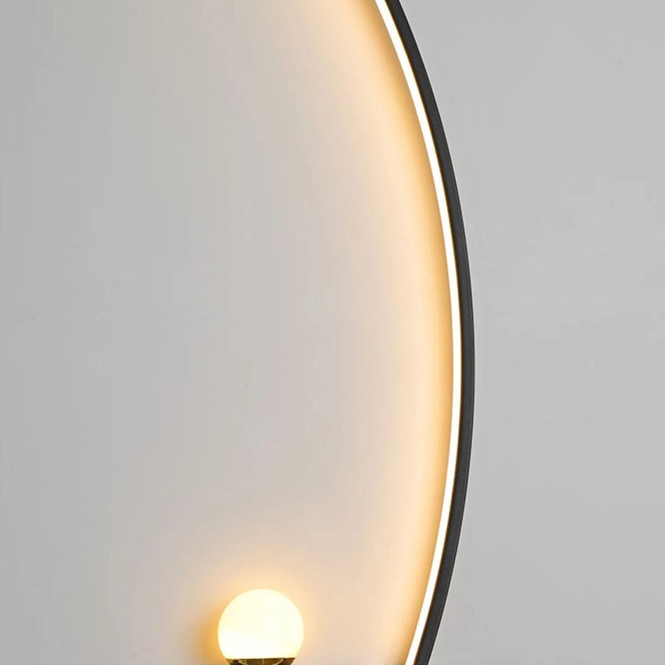 CurvaGlow | Elegant LED Væglampe