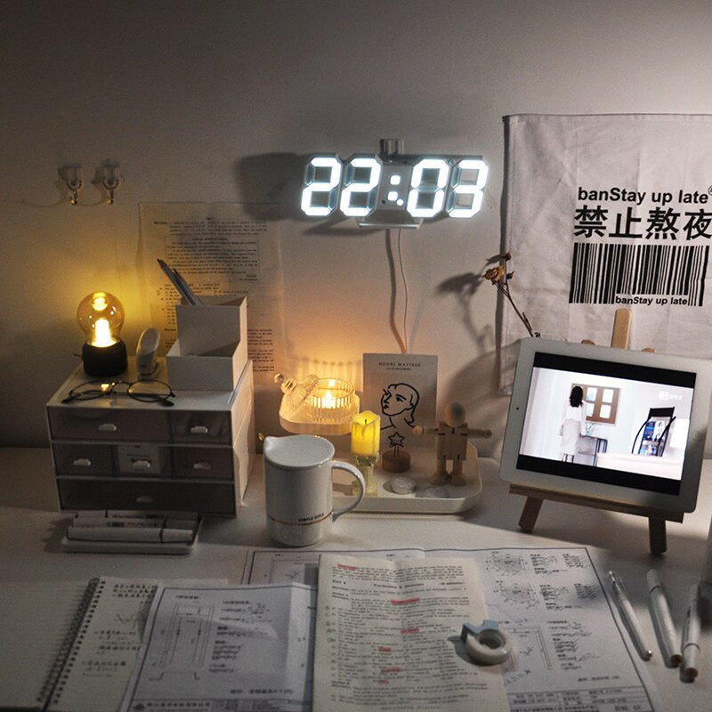 DigiClock | Elegant LED Digital Ur