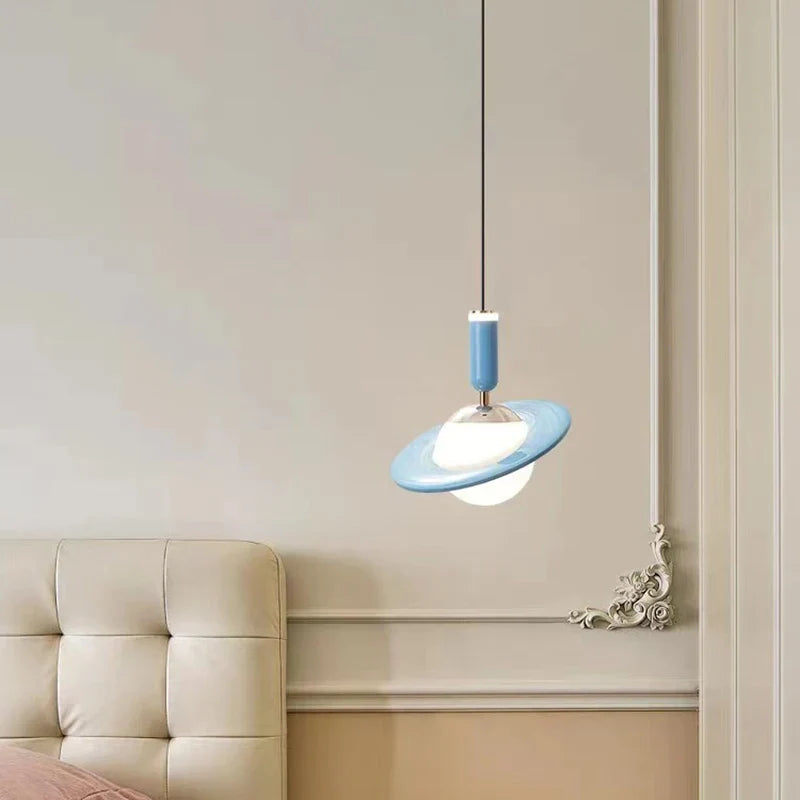 DreamLight | Elegant Hængende Sengelampe