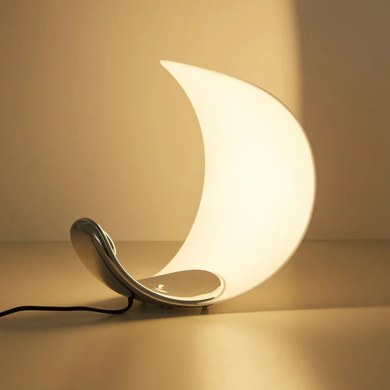 EclipseLite | Halvmåne Lys Skulptur