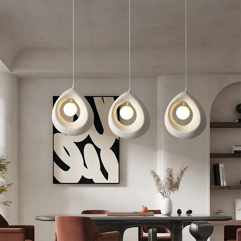 EnchantedGlow | Sommerfugle Pendellampe med Elegant Design og Varm LED-Belysning