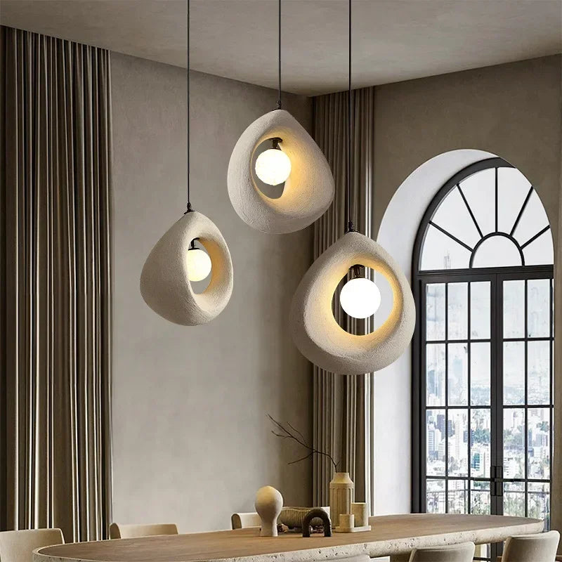 EnchantedGlow | Sommerfugle Pendellampe med Elegant Design og Varm LED-Belysning