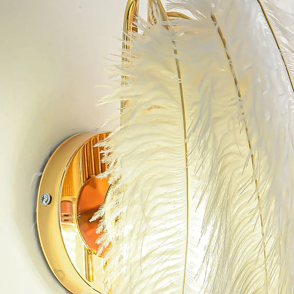 FeatherGlow | Elegant LED Fjeder Væglampe