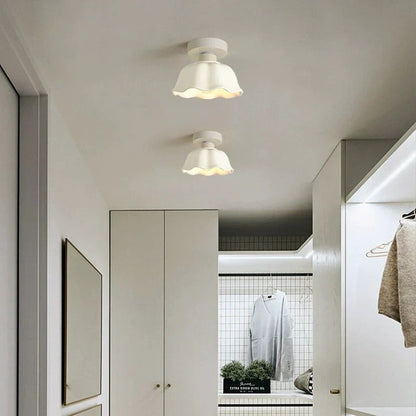 FlareLuxe | Elegant Scalloped Loftlampe