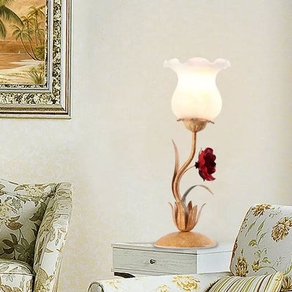 FleurLumina | Elegant Floral Bordlampe