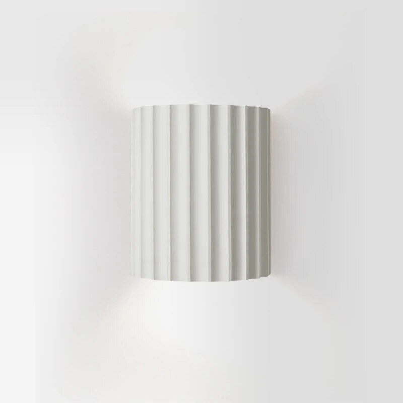 GleamEdge | Moderne LED væglampe med kunstnerisk harpiksdesign