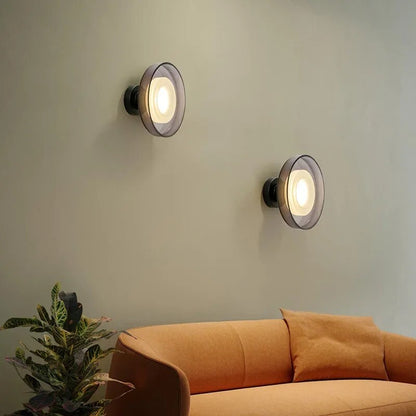 GloSphere | Elegant Rund Glas Væglampe