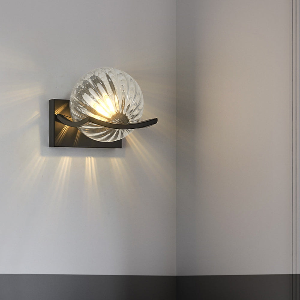 GlobeLite | Kunstnerisk Glas Væglampe