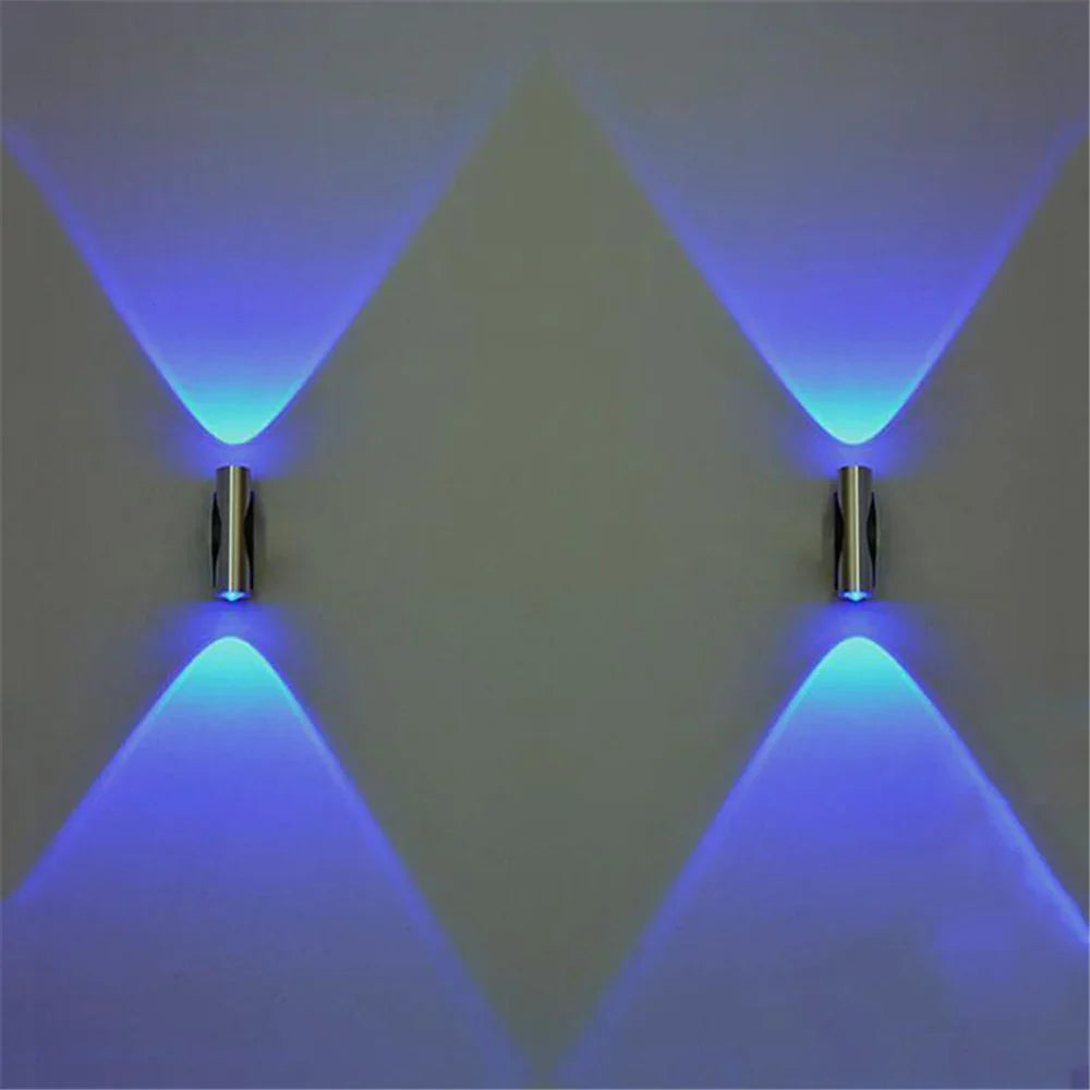 GlowBeam | Dobbeltstråle LED Væglampe