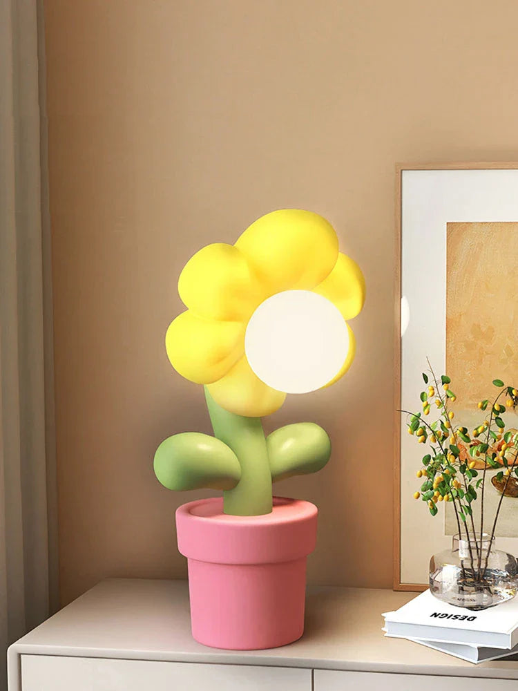 GlowPetal | Lysende Bordlampe med Blomsterdesign