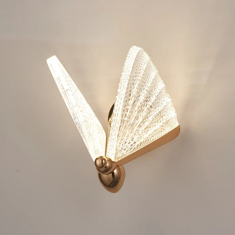GlowWings | Elegant LED Væglampe med Fjermotiv