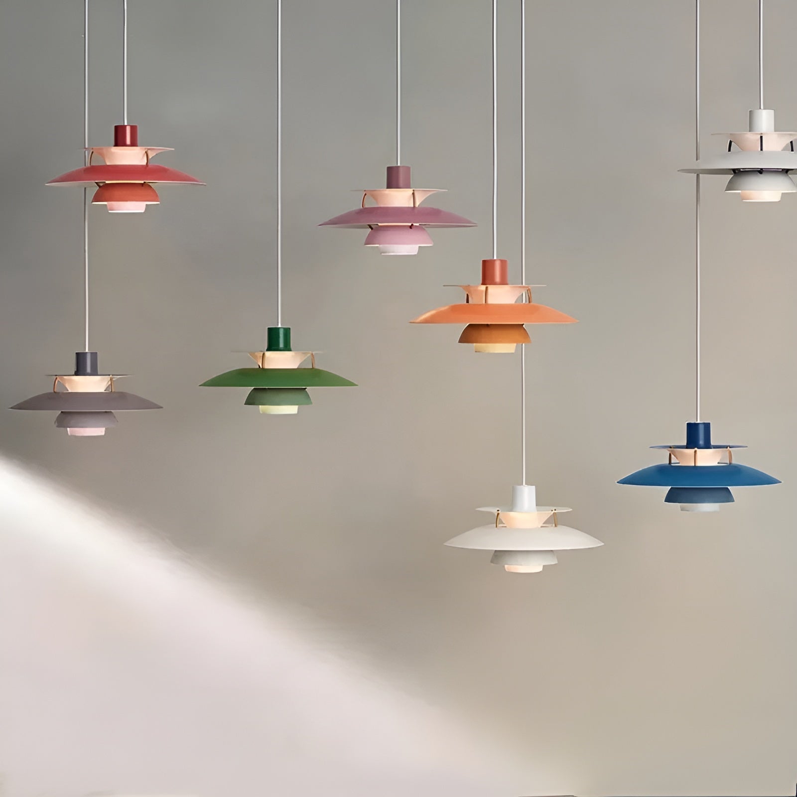 GreenBeam | Moderne hængelampe i farverigt design med LED-lys