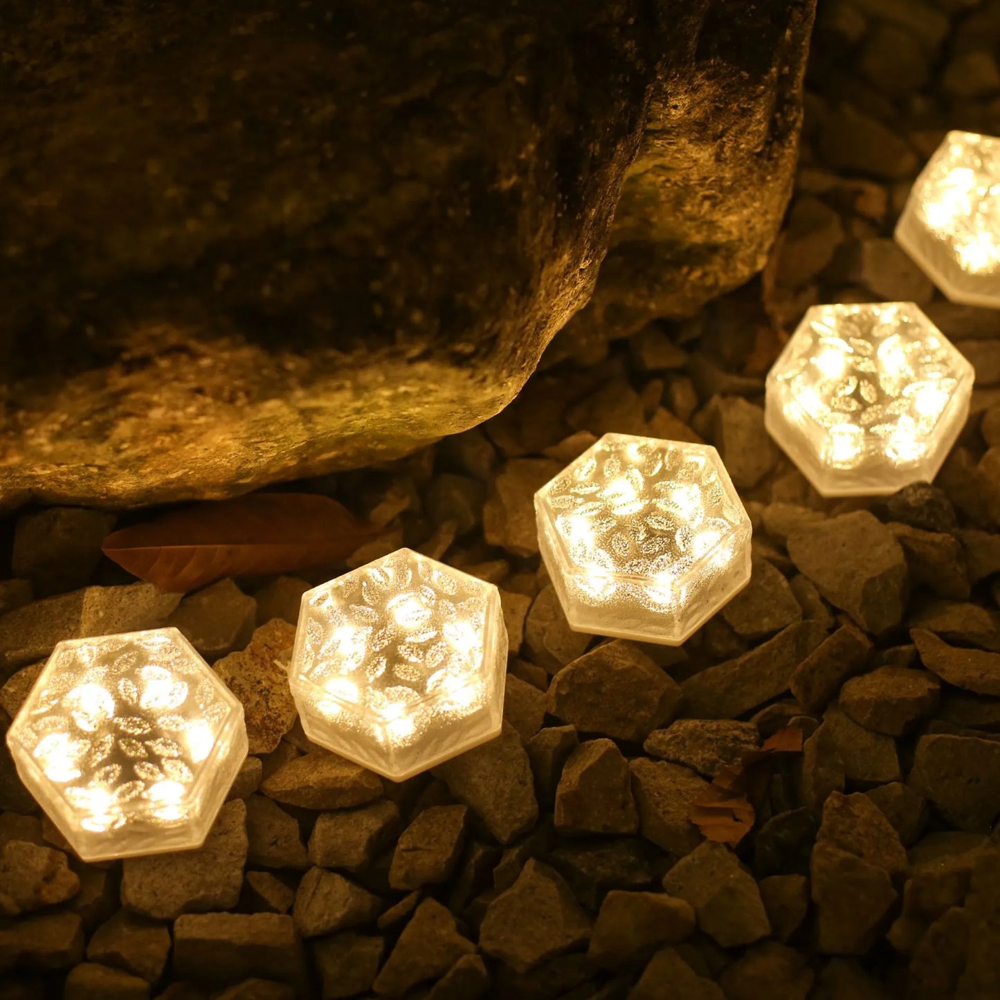 HexaGlow | Solar Stenlamper