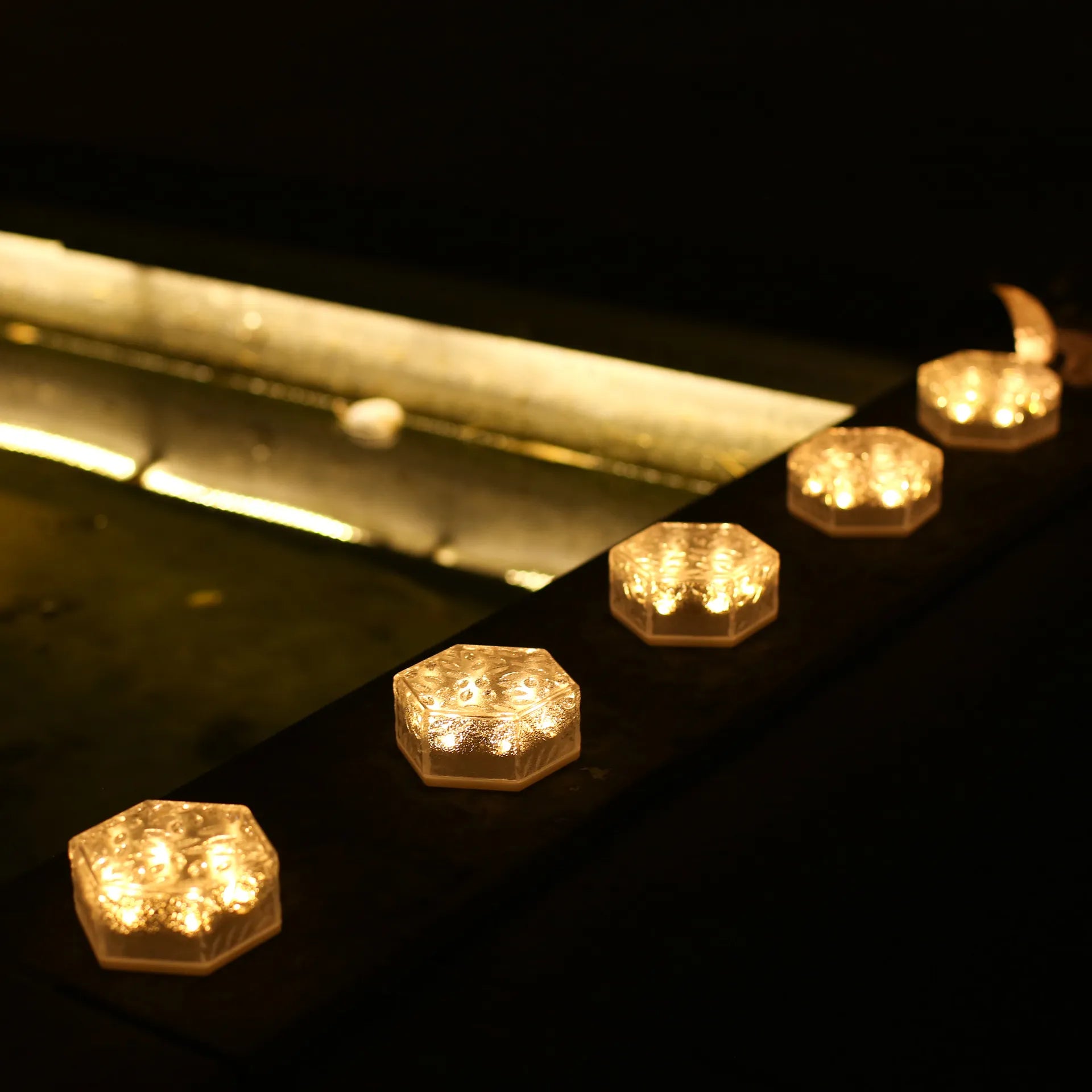 HexaGlow | Solar Stenlamper