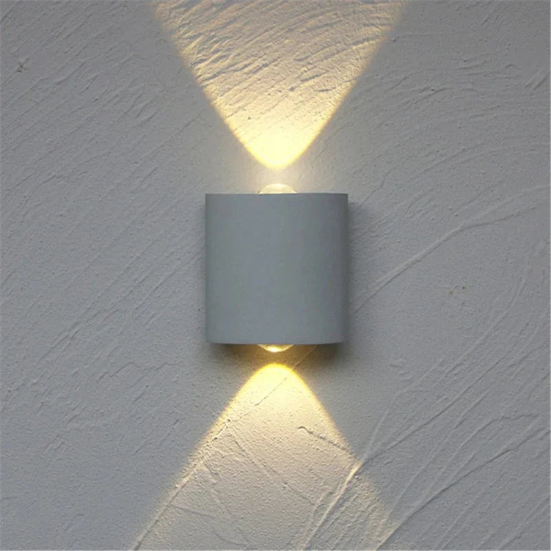 HydroLux | Vandtæt Udendørslampe