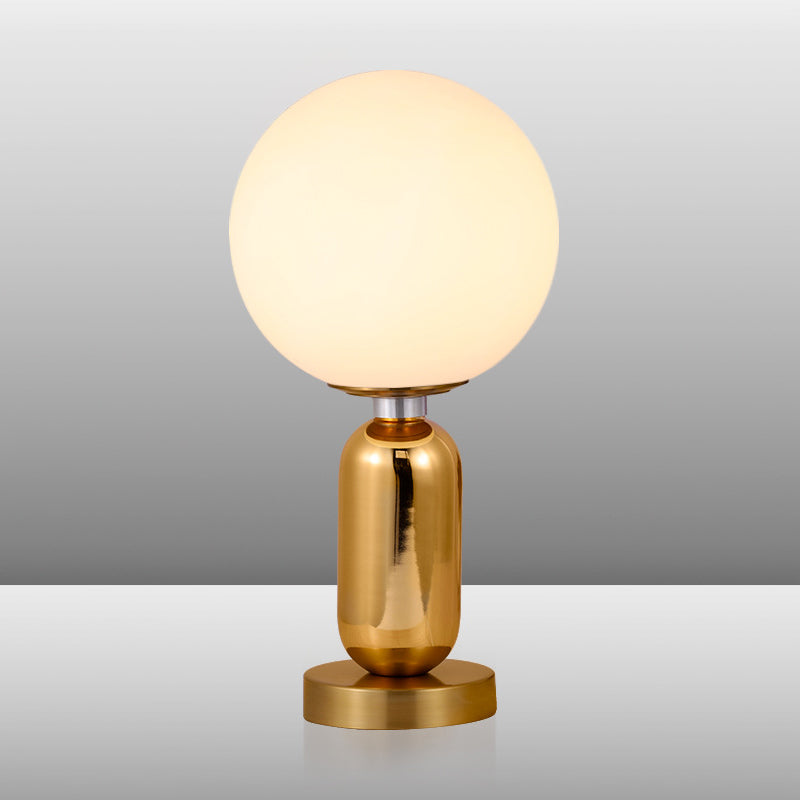 IllumaSphere | Elegant Sfære Glaslampe