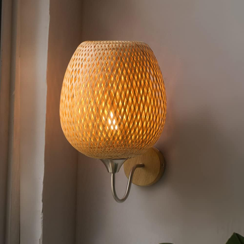 LatticeLumen | Moderne Væglampe i Rattan
