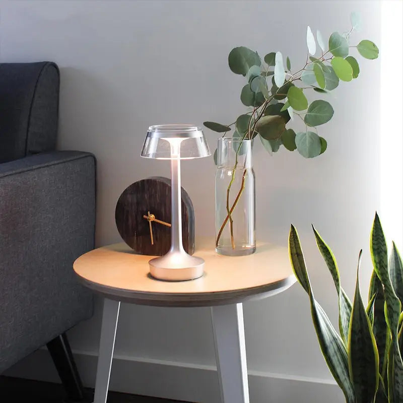 LumeGlass | Slank Transparent LED Lampe