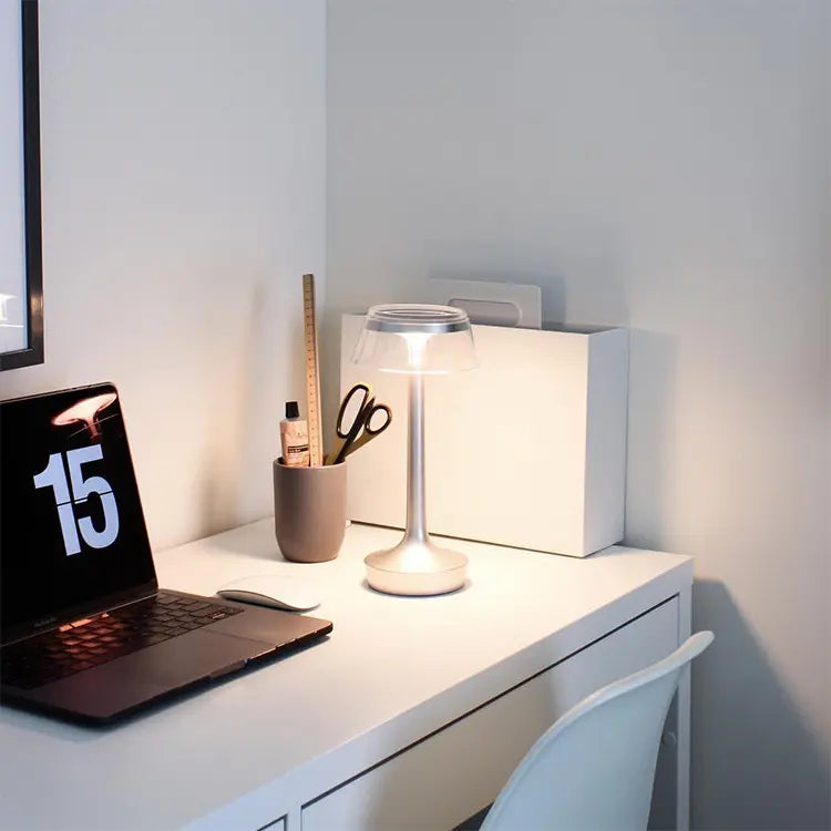LumeGlass | Slank Transparent LED Lampe