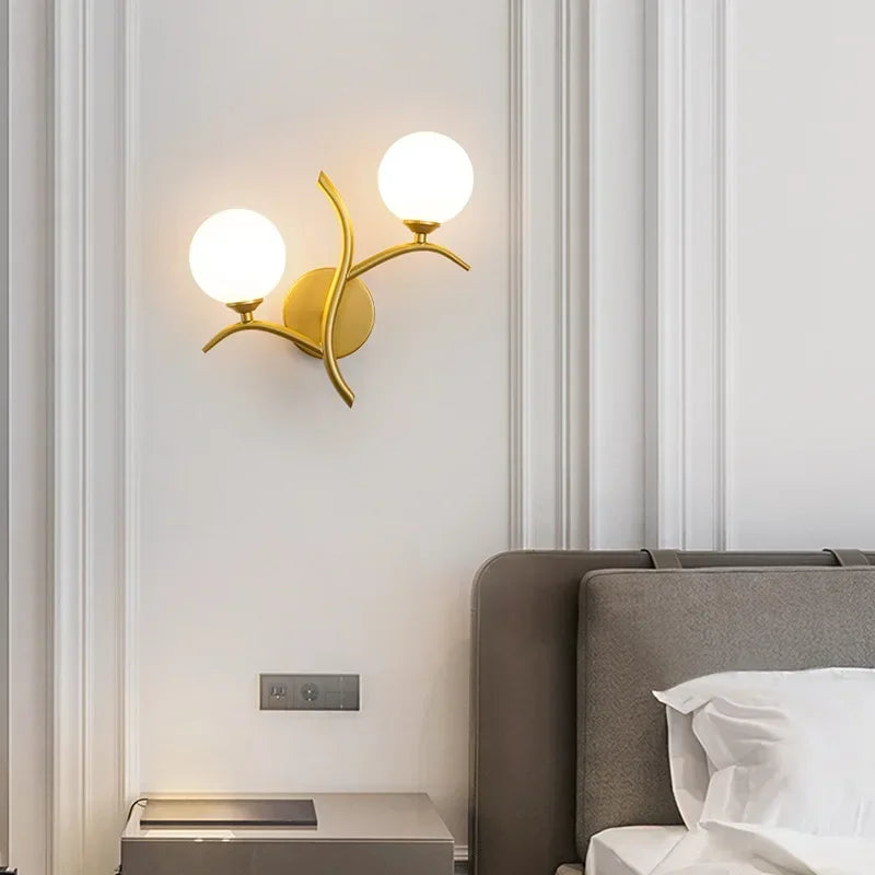 LumiForm | Moderne LED Væglampe i Glassten