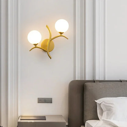 LumiForm | Moderne LED Væglampe i Glassten