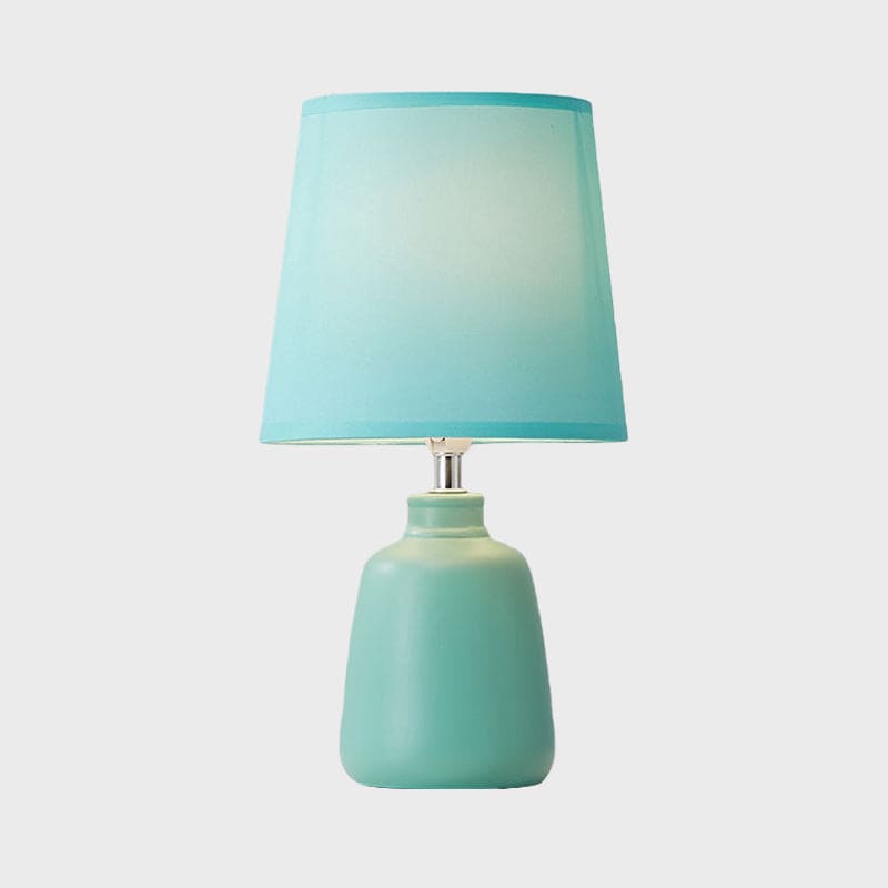 LumiNordic | Elegant Keramisk Bordlampe