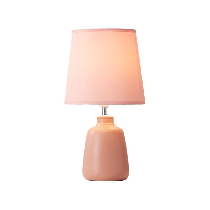 LumiNordic | Elegant Keramisk Bordlampe