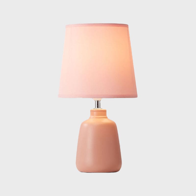 LumiNordic | Elegant Keramisk Bordlampe